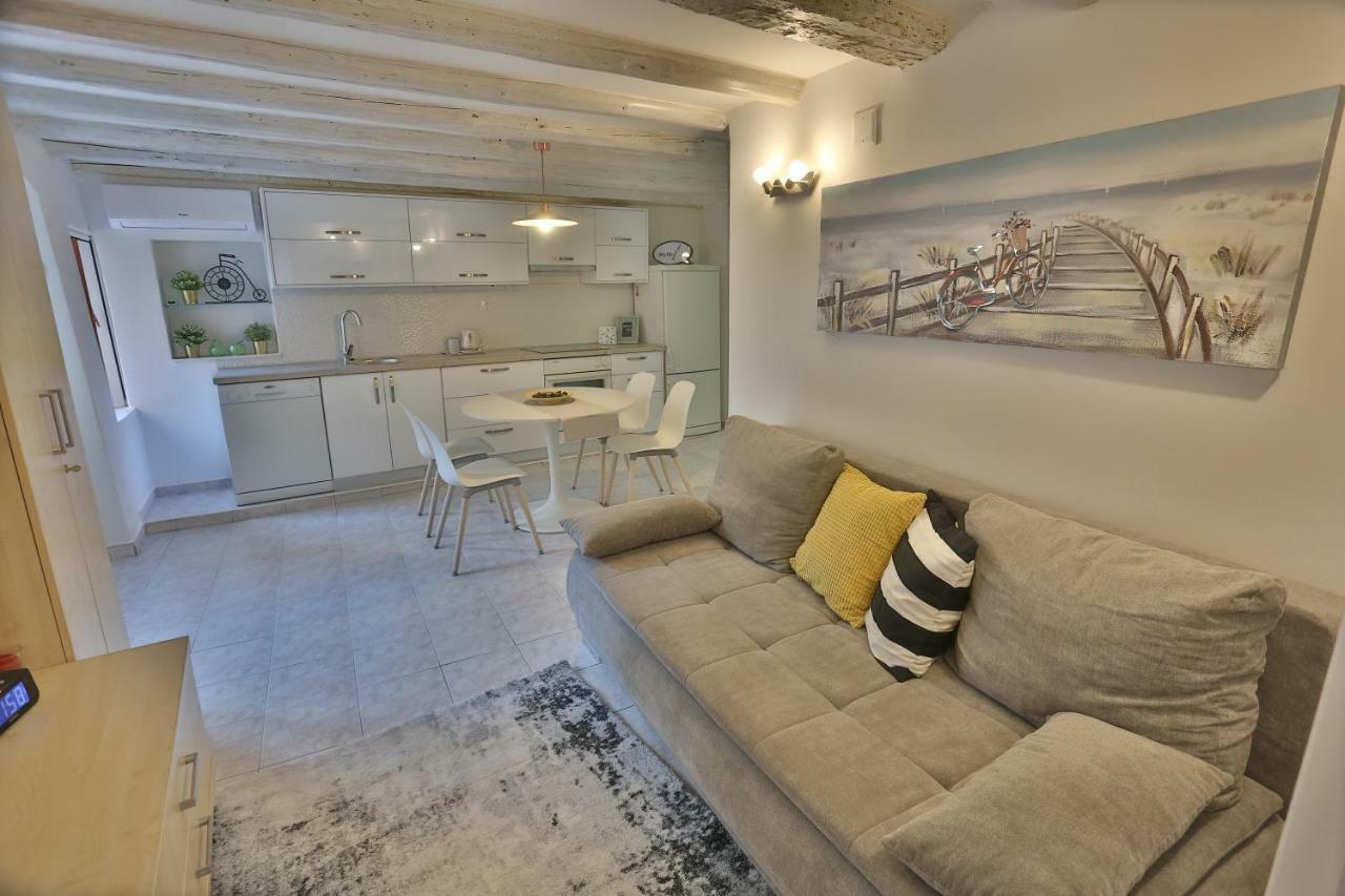 Apartman Dioniz Split Exterior foto